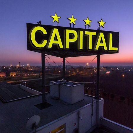 Hotel Capital Rovigo Exterior foto